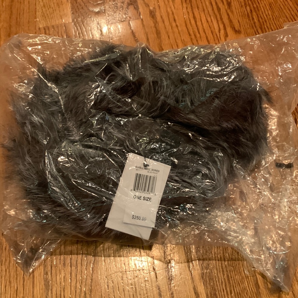Surell infinity scarf fox fur grey
